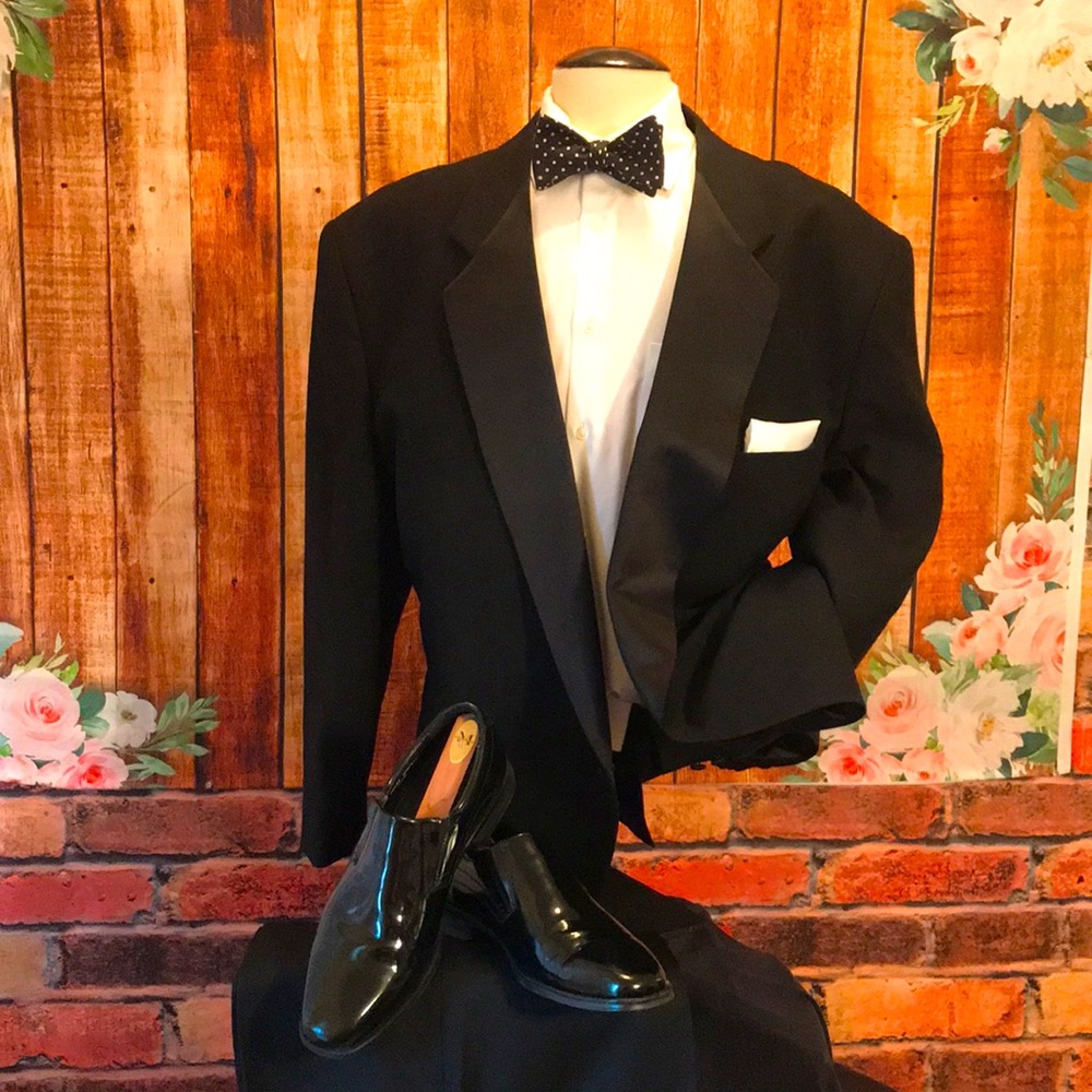 Neil Allyn Tuxedo Coat - image 3